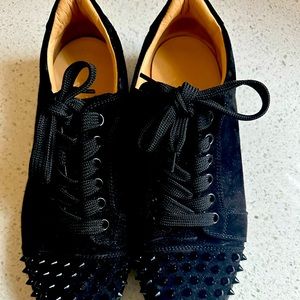 Worn 1 time. Excellent Condition